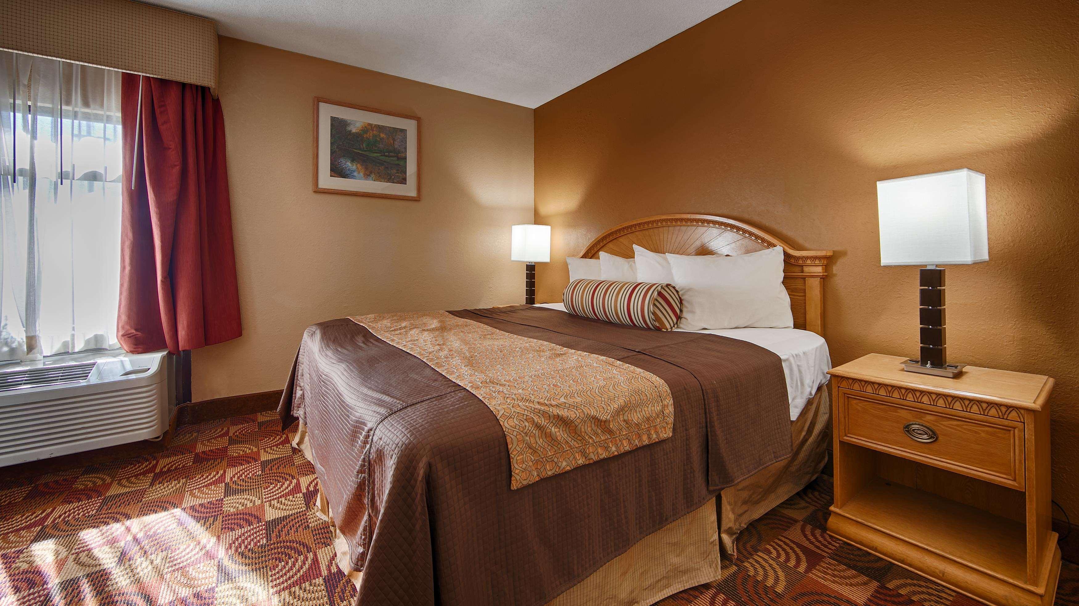 Best Western Martinsville Inn Екстер'єр фото